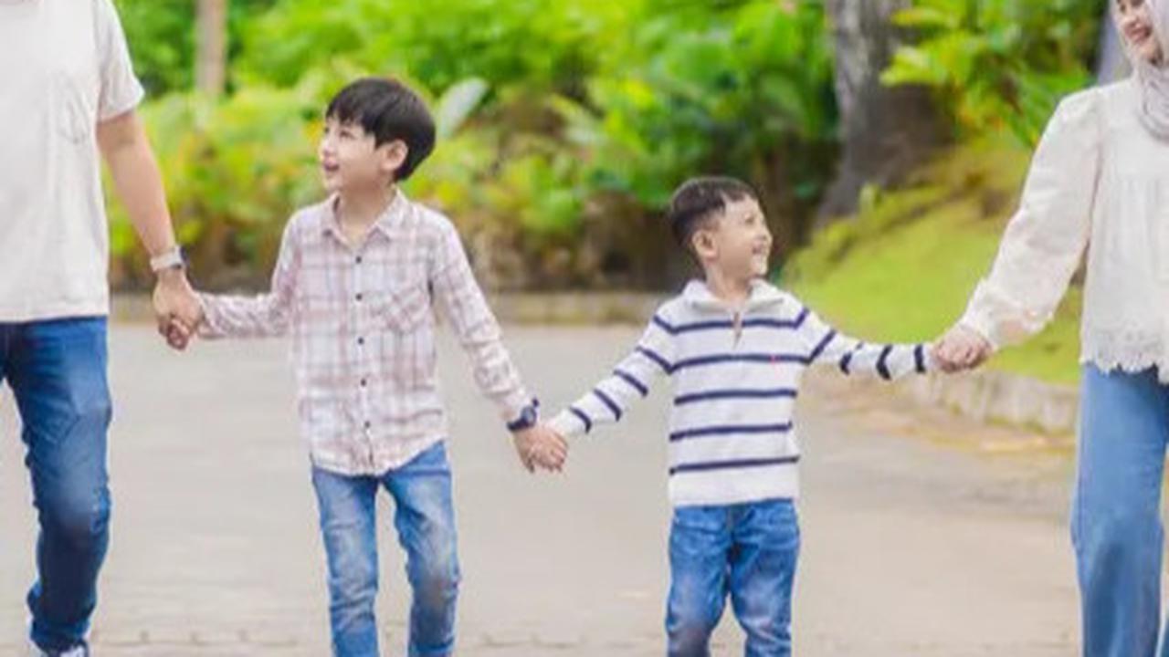 7 Manfaat Membaca Buku Parenting meski Belum Menikah