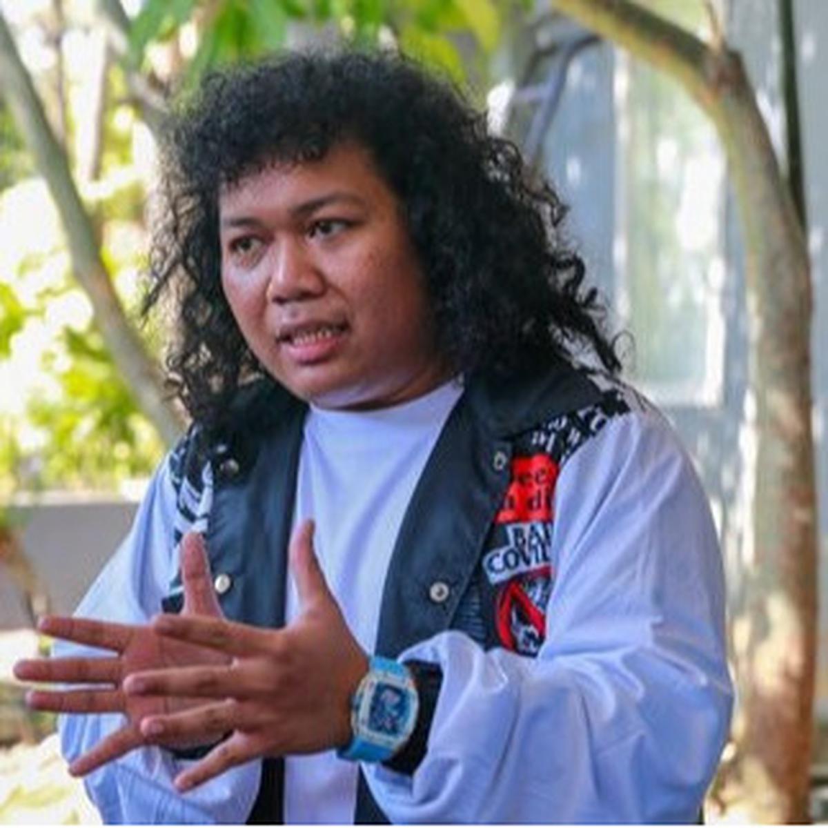 Banyak yang Menentang Maju Pilkada, 8 Potret Marshel Widianto Asik Blusukan - Disambut Ramah Oleh Warga