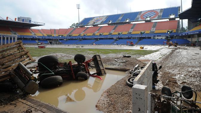 Banjir merusak Stadion Mosson. (AFP/Sylvain Thomas)