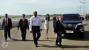 Wakil Presiden Negara Republik Seychelles Mr Vincent Meriton saat mengunjungi Pulau Reklamasi di Jakarta, Rabu (8/3). Kunjungan tersebut dalam agenda kerjanya di Jakarta. (Liputan6.com/JohanTallo)