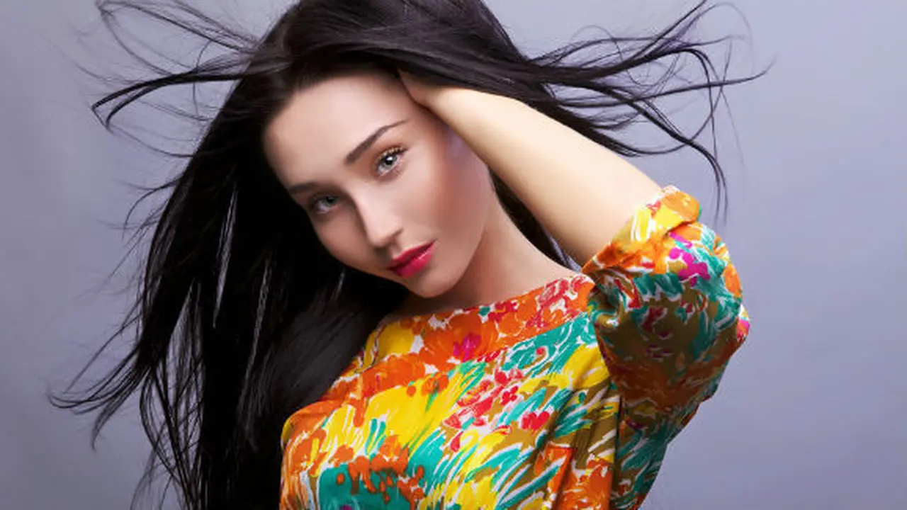 (c) shutterstock