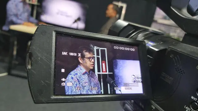 Wamenkominfo Nezar Patria dalam Catatan Wens Manggut yang bertajuk Regulasi dan Etika dari Kecerdasan Buatan (AI) pada Selasa (21/11/2023). (Liputan6.com/Iskandar)
