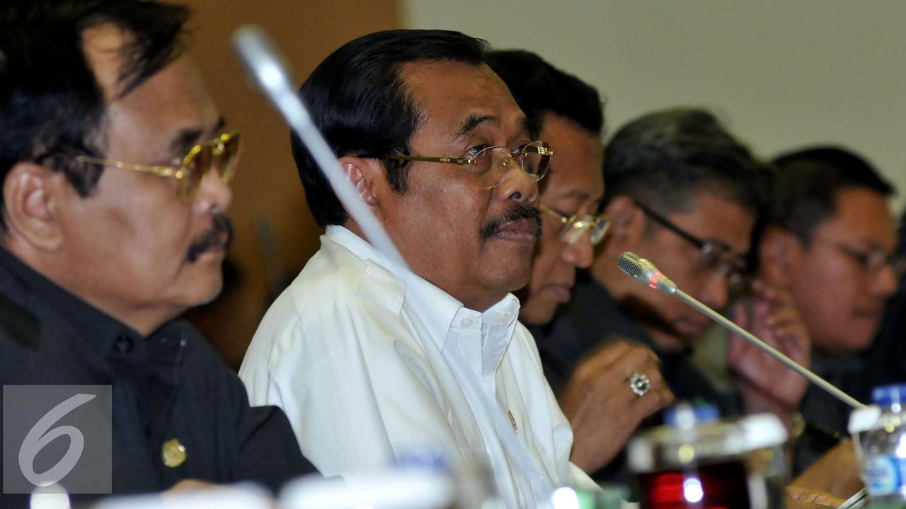 20150907-Pembahasan-Rancangan-KUHP-Jakarta-HM-Prasetyo