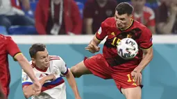 Thomas Meunier. Bek Belgia berusia 29 tahun ini mencetak 1 gol, 1 assist dan 2 clean sheet dalam 3 laga di fase grup. Bersama Borussia Dortmund musim lalu, ia hanya tampil dalam 21 laga dan separuhnya diawali dari bangku cadangan. (Foto: AP/Pool/Kirill Kudryavtsev)