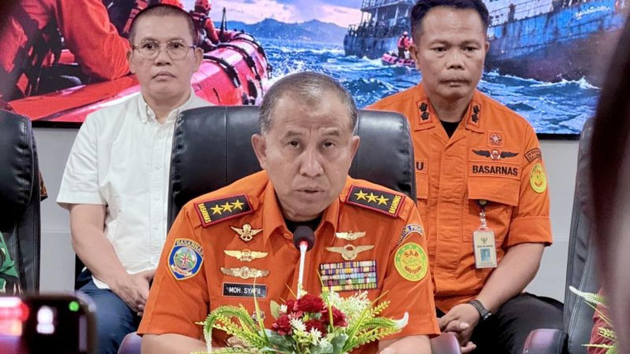 Basarnas Setop Operasi Bawah Air KM Virgo Transport 8