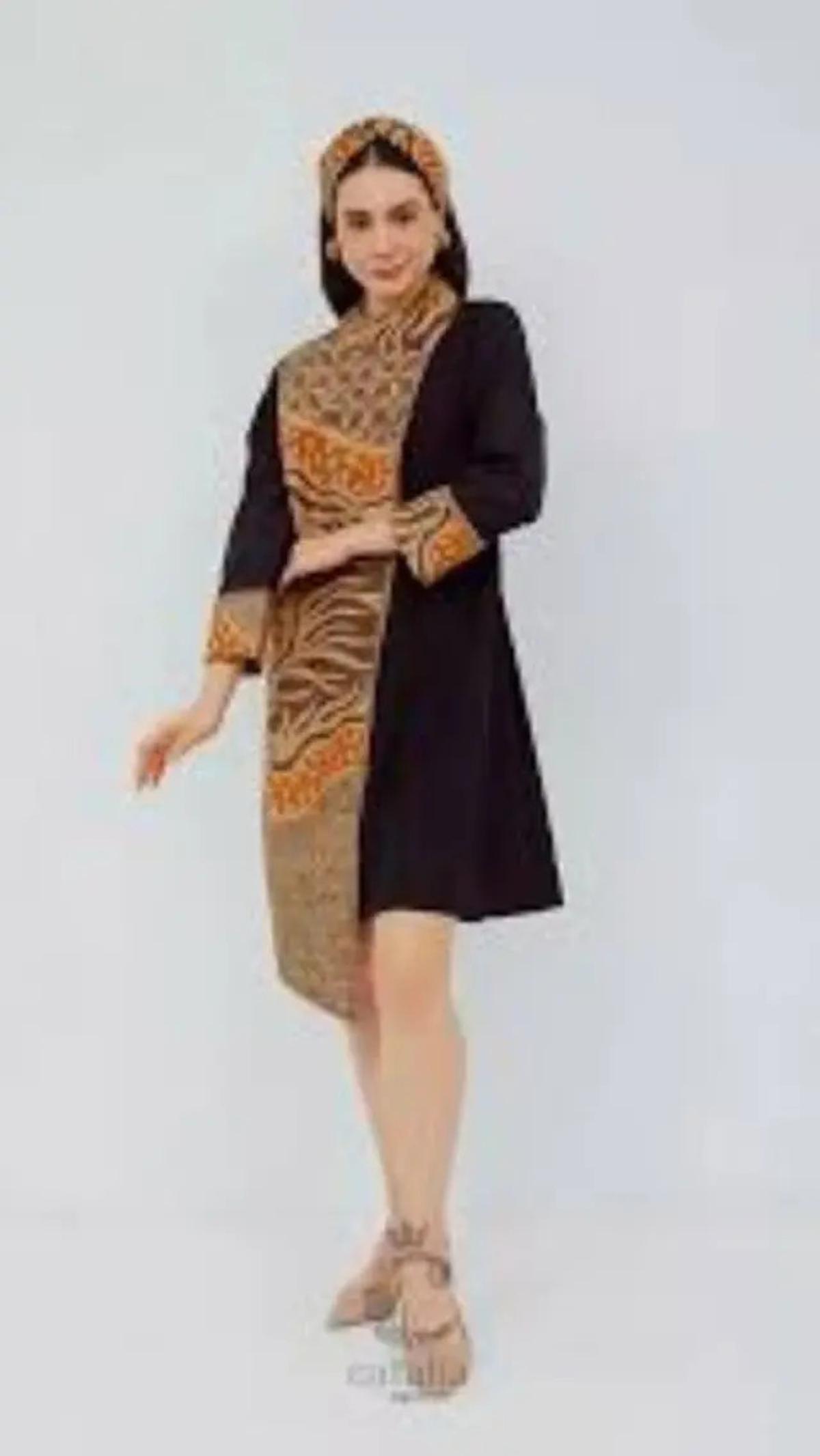 Inspirasi Batik Tunik Modis untuk ke Kantor dan Kondangan, Tampil Anggun dan Nyaman di Setiap Kesempatan