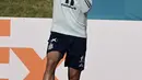 Penyerang Spanyol, Alvaro Morata saat ,mengikuti sesi latihan di Ciudad del Futbol di Las Rozas dekat Madrid (3/7/2021). Spanyol akan menghadapi Italia pada babak semifinal Euro 2020  di Stadion Wembley, Inggris. (AFP/Javier Soriano)