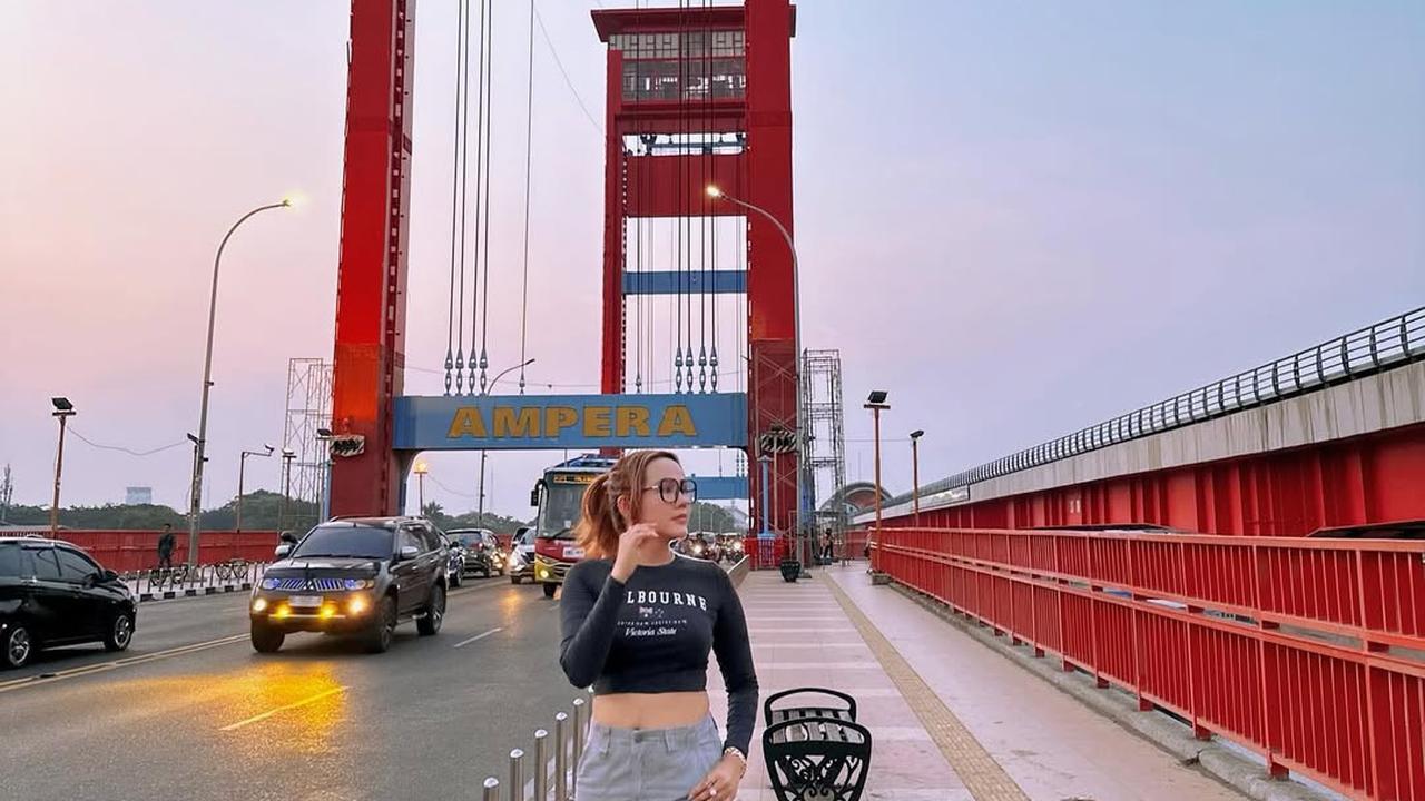 Profil Isa Zega yang Ternyata Dulu Pernah Jadi Manager Lucinta Luna