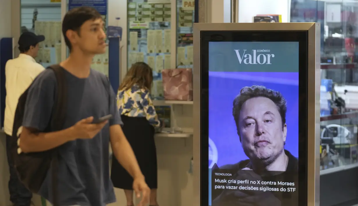 Hal ini karena ada tuduhan platform milik miliarder Elon Musk itu berulang kali mengabaikan perintah dan peraturan di Brasil. (AP Photo/Eraldo Peres)