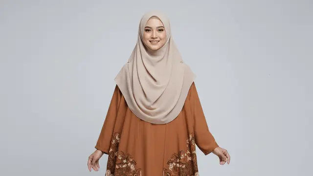 Model Gamis Batik Hijab Modern Model Cardy by Gemini