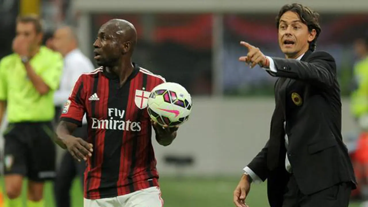 Baru Datang, Bek Milan Ini Malah Buka Peluang ke Klub Lain