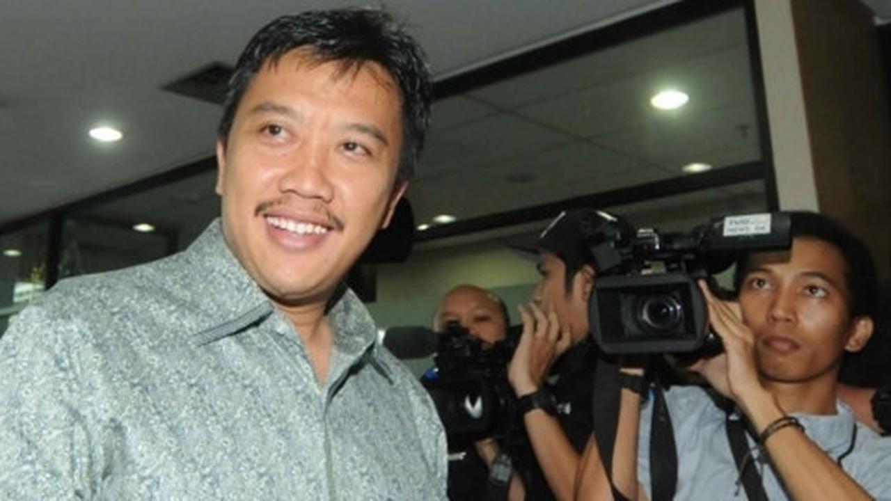 Menpora membunuh sepakbola Indonesia dengan sadis
