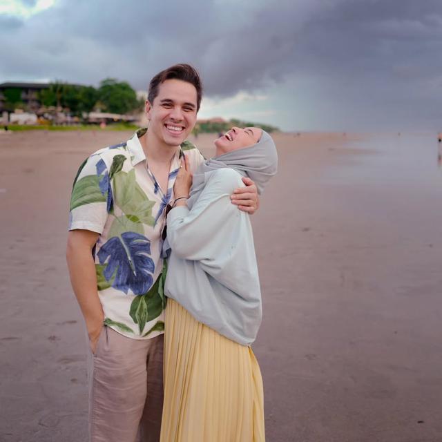 7 Potret Harmonis Rionaldo Stockhorst Bersama Istri, Rumah Tangga Penuh Bahagia (instagram/rio.stokhorst/eischulz).