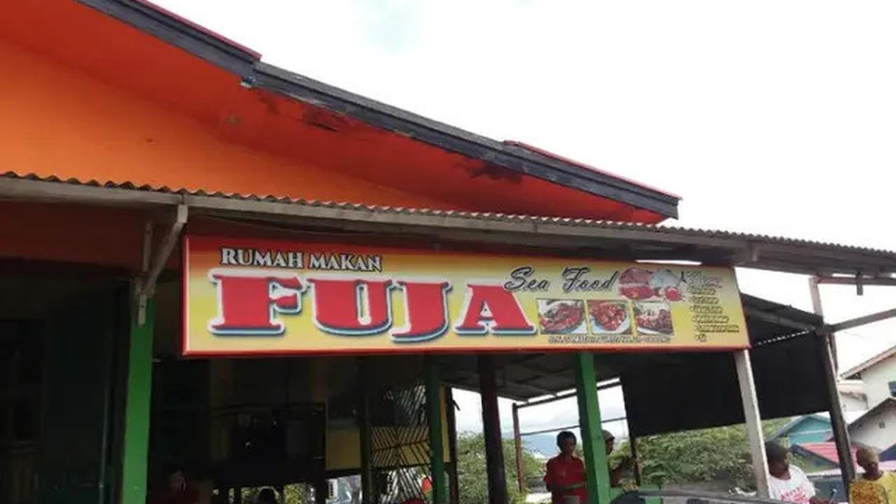 10 Rekomendasi Tempat Makan Enak Dekat Pasar Raya Padang 2025, Kuliner Wajib di Pusat Kota
