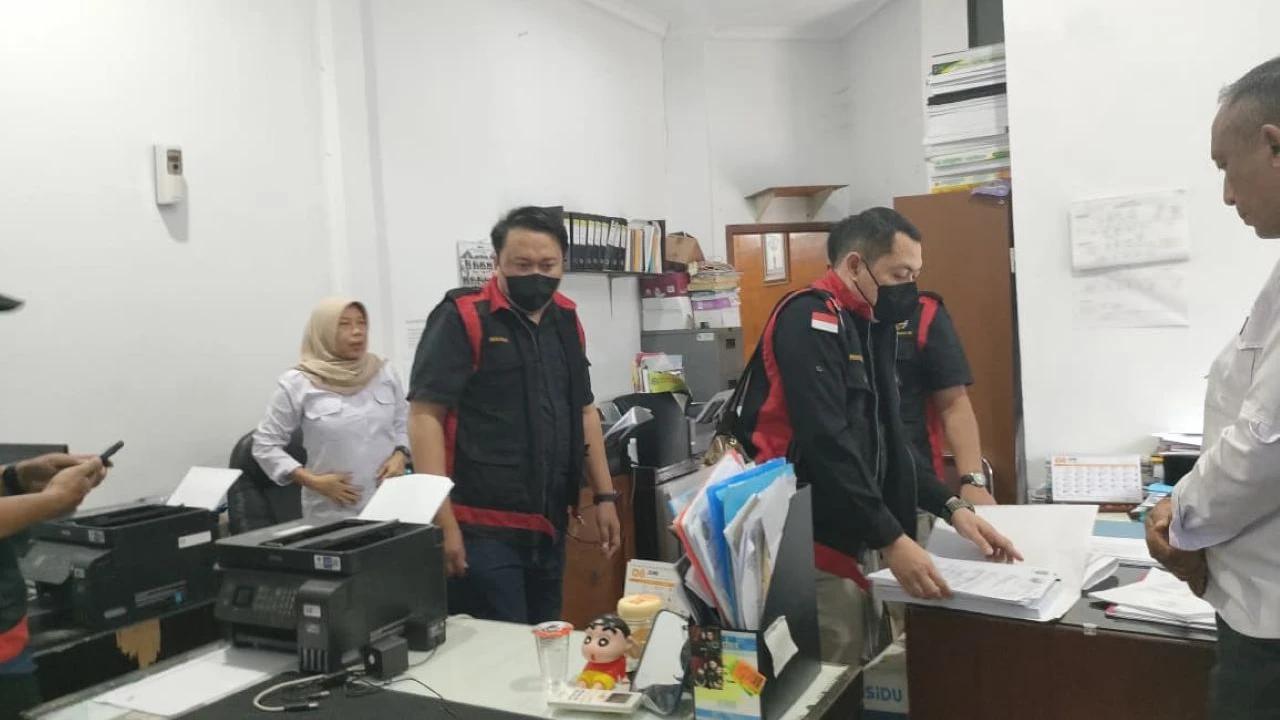 Kejati Jabar Geledah Kantor DPRD Indramayu, Usut Dugaan Korupsi Tunjangan Perumahan
