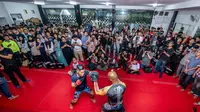 Para penggemar MMA memadati latihan terbuka One Championship: For Honor, di Jakarta, Selasa (30/4). (ONE Championship)