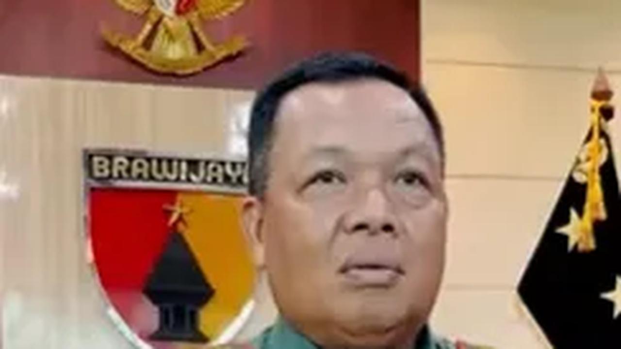 Dulu Tukang Angkut Galon Air, Kini Anak Pedagang Pasar ini jadi Jenderal TNI