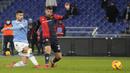 Gelandang Lazio Mattia mencetak gol ketiga untuk timnya ke gawang Genoa pada giornata ke-18 Liga Italia di Stadion Olimpico, Sabtu (18/12/2021) dini hari WIB. Lazio menang 3-1 atas tamunya Genoa. (AP Photo/Gregorio Borgia)