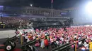 Kehadiran delegasi Rusia dan China dalam acara yang menampilkan rudal-rudal nuklir buatan Korea Utara menandai kontras dibandingkan tahun-tahun sebelumnya, ketika Moskow dan Beijing mengambil langkah untuk menjauhkan diri dari pengembangan senjata nuklir dan rudal balistik Pyongyang. (Korean Central News Agency/Korea News Service via AP)