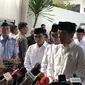 Presiden Joko Widodo (Jokowi) melayat ke rumah duka KH Shalahuddin Wahid atau Gus Sholah, Senin (3/2/2020).  (Liputan6/Putu Merta)