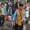 Pada musim haji 2026, Kabupaten Bogor, Jawa Barat, memberangkatkan 2.405 calon jemaah haji. Tampak dalam foto, sejumlah calon jemaah haji bersiap mengikuti acara pelepasan di Aula Kantor Bupati, Kabupaten Bogor, Jawa Barat, Jumat (8/5/2026). (merdeka.com/Arie Basuki)
