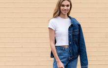 8 Outfit Atasan Putih Bawahan Jeans yang Sedang Happening di 2025, Gaya Kasual Bikin Nyaman dan Memukau
