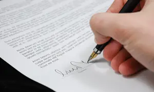 Contoh Surat Pernyataan Tanggung Jawab Mutlak (SPTJM) SPMB. (Gambar: Pixabay/Pexels)