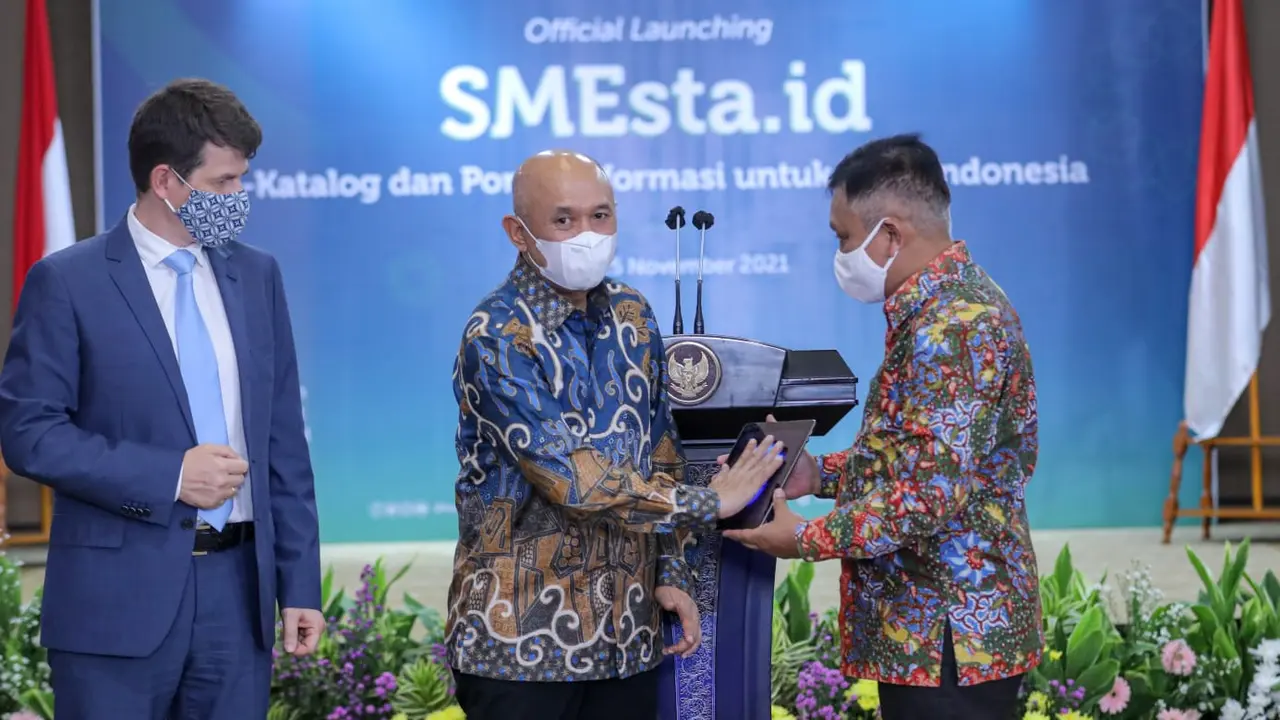 Dorong UKM Go Global KemenKopUKM Luncurkan Portal Nasional SMEsta.id