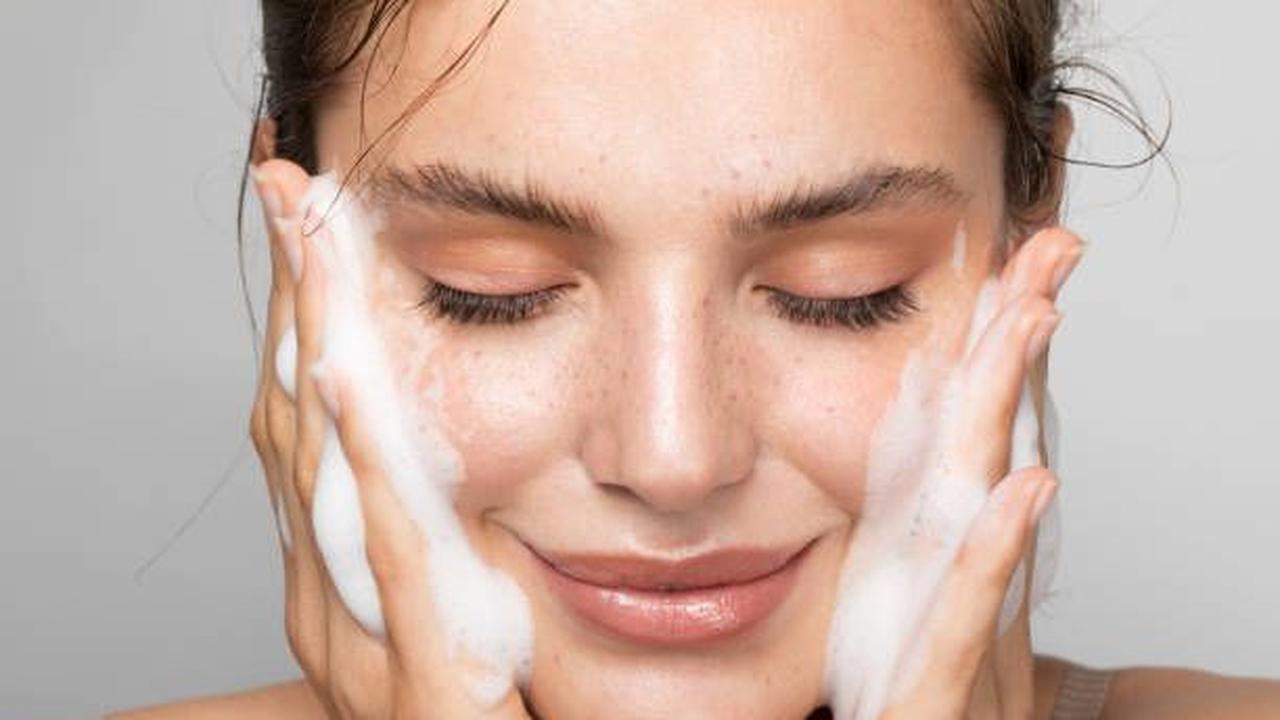 <b><br>Cara Mengatasi Eksim di Wajah<br></b><br>