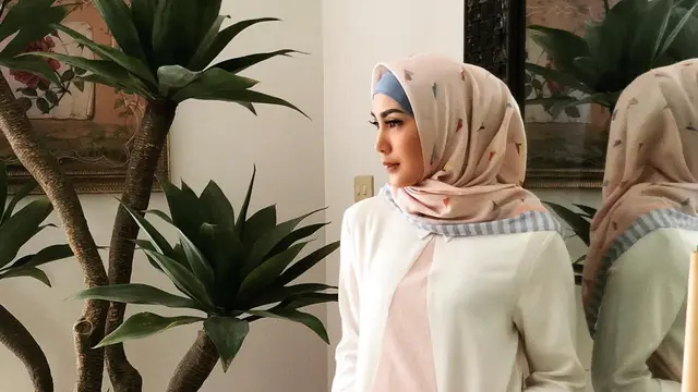 [Bintang] Fenita Arie