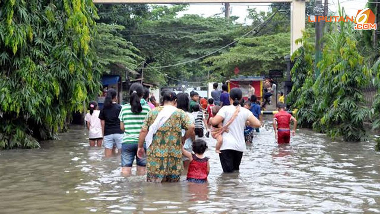 foto-banjir-bekasi-4-140120a.jpg