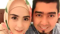 Alasan Ustaz Solmed Menangis saat Istri Melahirkan