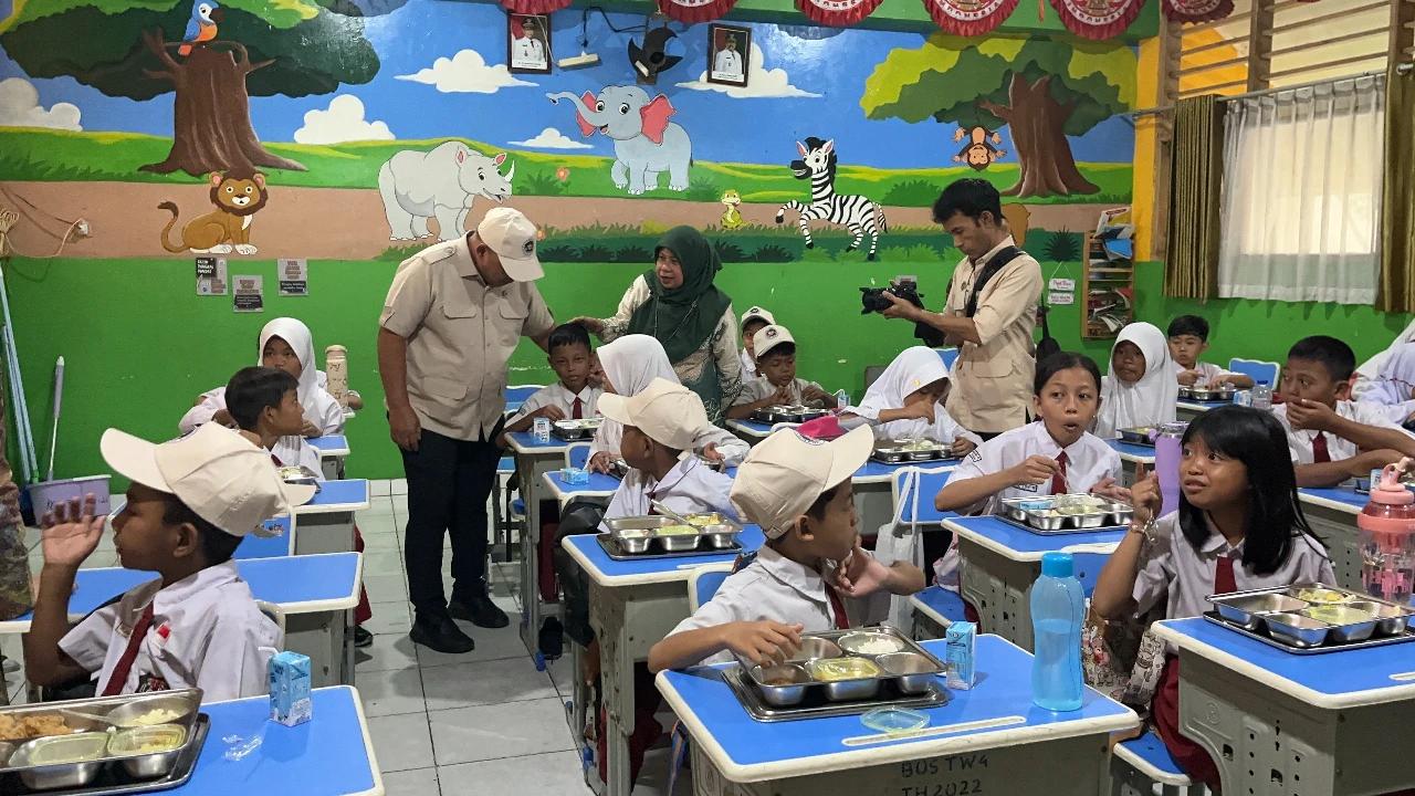 Kepala BGN Datangi SDN 01 Kalibaru, Temui Guru dan Siswa Korban Tertabrak Mobil MBG