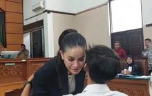 Nikita Mirzani Bersikeras Putar Rekaman di Sidang, Suasana Sempat Memanas