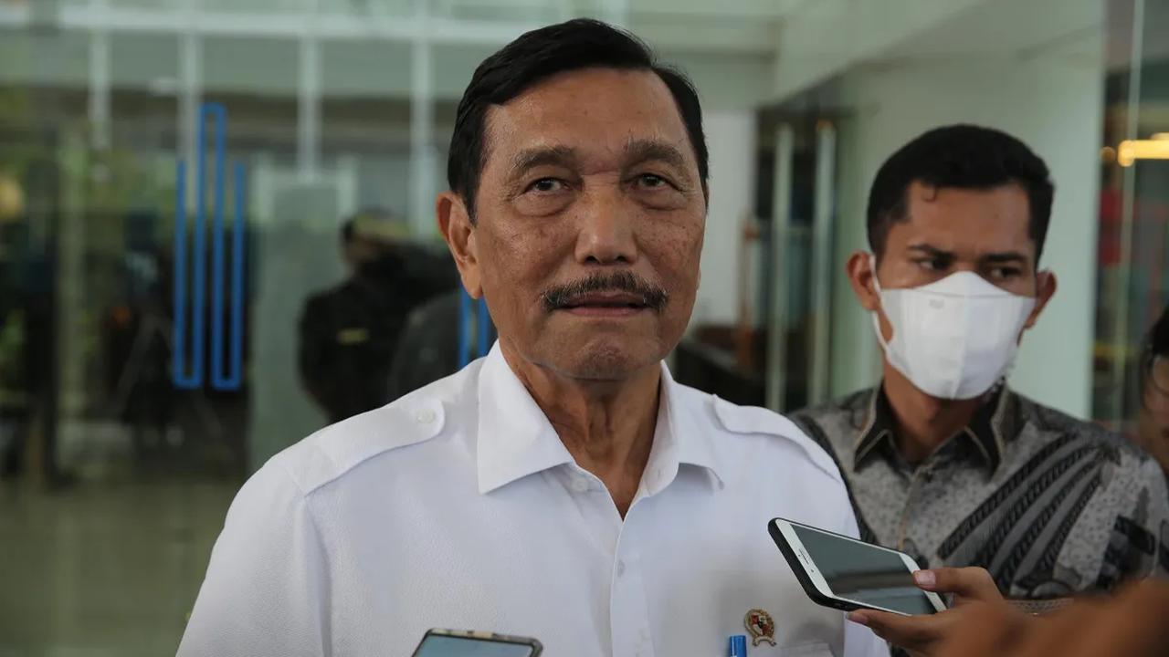 Dengan kondisi yang seperti itu, Luhut mengaku praktis selama beberapa hari tidak diizinkan oleh tim dokter untuk beraktivitas seperti biasa.
