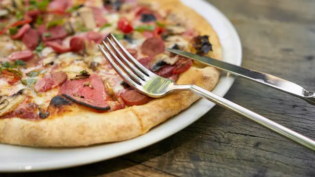 kepribadian berdasarkan cara makan pizza