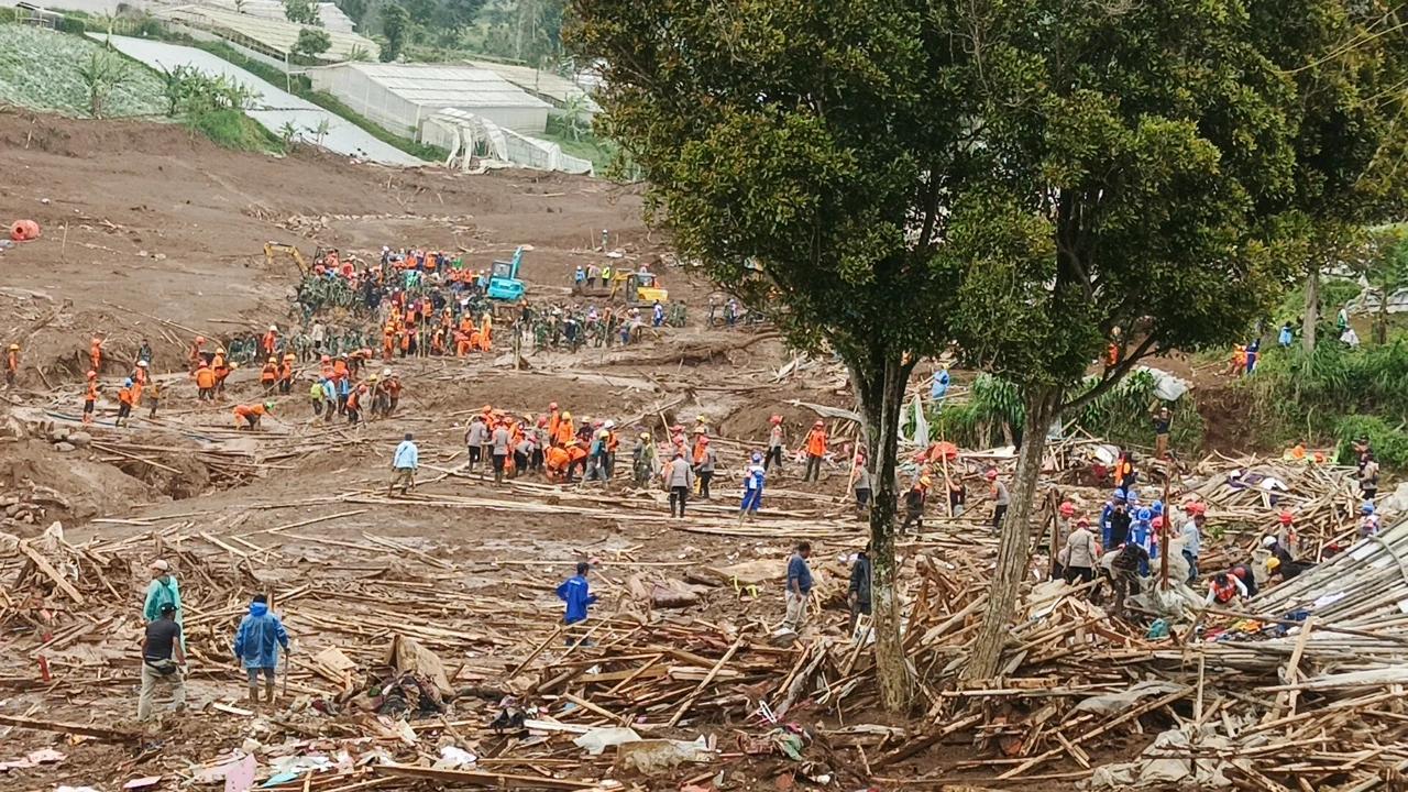 Longsor Cisarua Bandung Barat Capai 26 Hektare, Basarnas Sebut Aliran Material 2 Kilometer