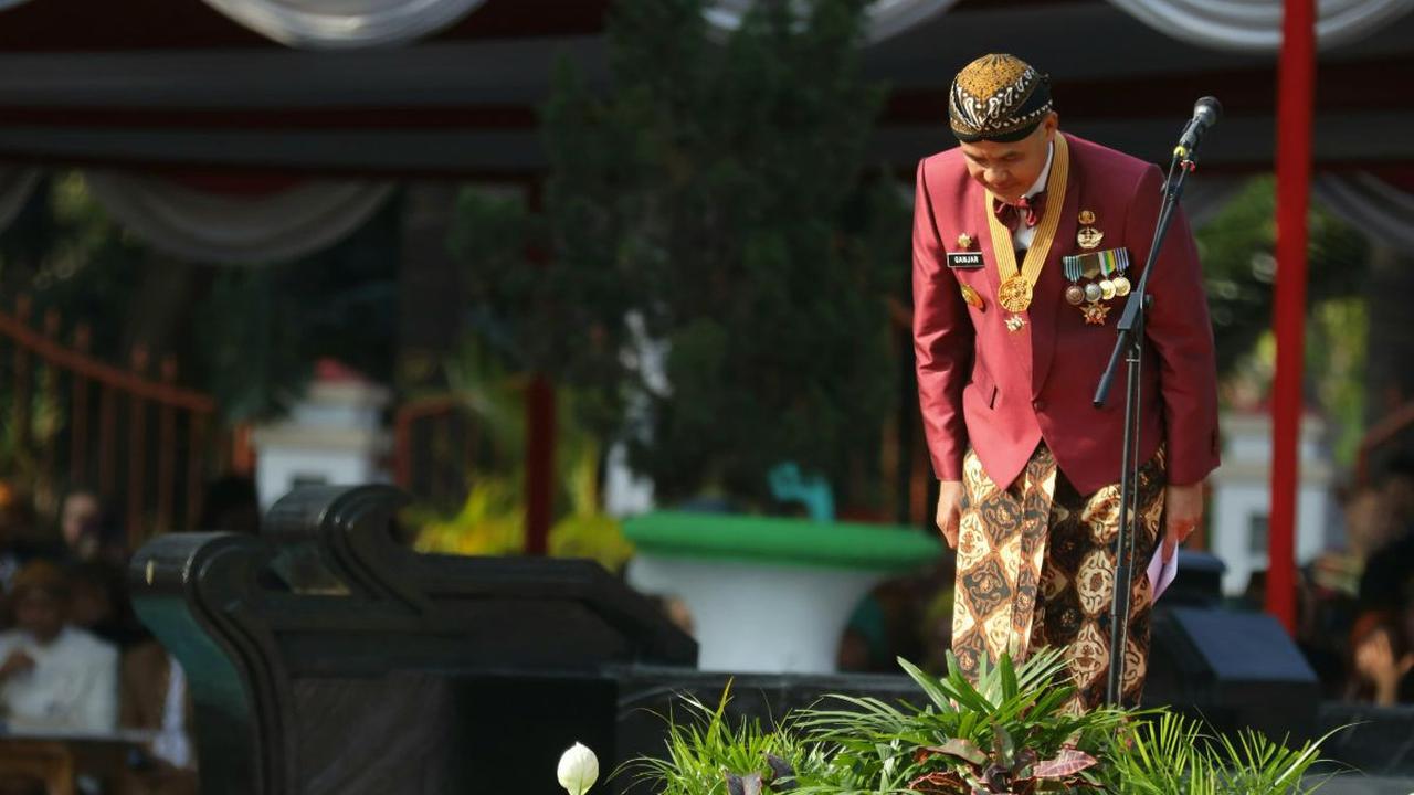 Selain itu, Ganjar juga pamit kepada para pendukungnya karena masa jabatan sebagai gubernur Jawa Tengah segera berakhir.<br>