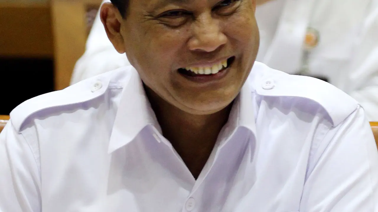 Budi Waseso Rapat Perdana dengan DPR sebagai Dirut Bulog