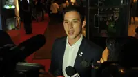Mike Lewis Konfirmasi Hubungan dengan Raline Shah