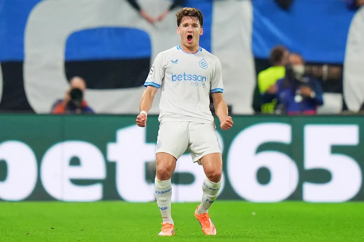Christos Tzolis merayakan golnya di laga Atalanta vs Club Brugge di matchday 2 league phase Liga Champions 2025/2026 di Gewiss Stadium, Selasa (30/09/2025). (Spada/LaPresse via AP)