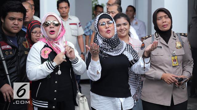 [Bintang] Elvy Sukaesih