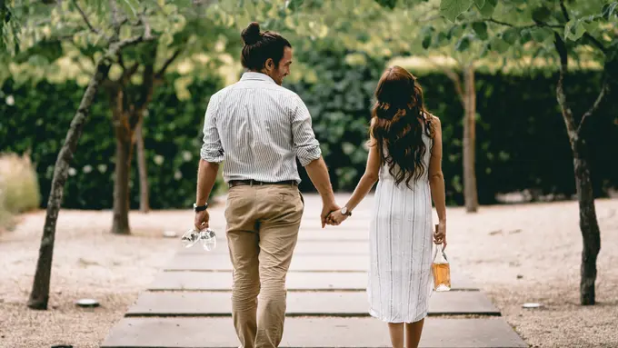 pasangan cinta