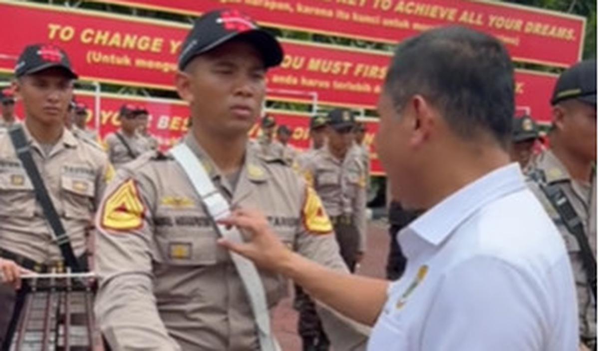 "Putra yang paling maha ini. Apa artinya?," tanya Fadil.