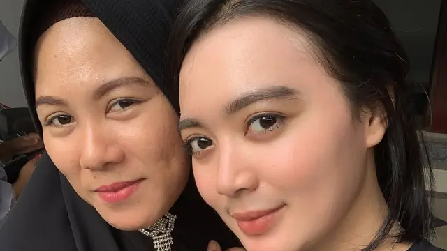 Potret Dulu vs Kini Wika Salim dan Keluarga, Harmonis Sejak Awal hingga Kini Sukses