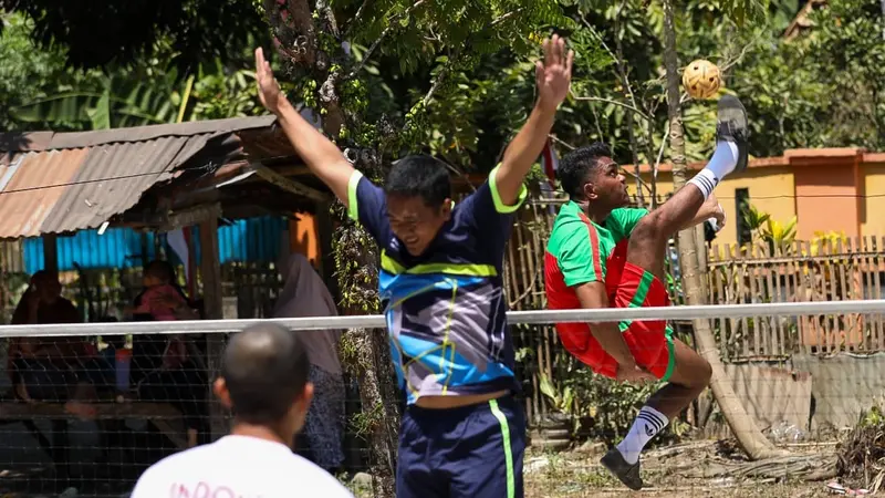 Menyambut HUT Kemerdekaan ke 78 RI, sukarelawan Gerakan Panrannuangku Takalar Dukung Ganjar mengadakan lomba takraw. (Istimewa)