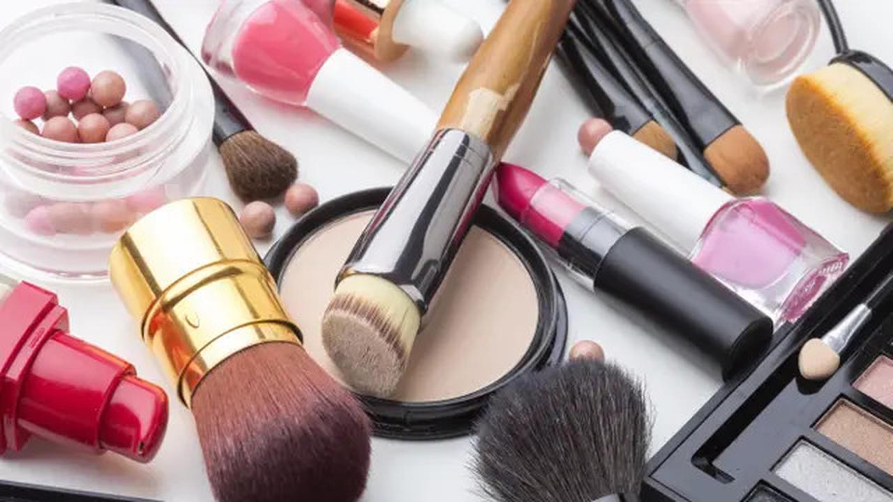 6 Tips Makeup Wudhu Friendly, Tampil Cantik Tanpa Mengganggu Ibadah