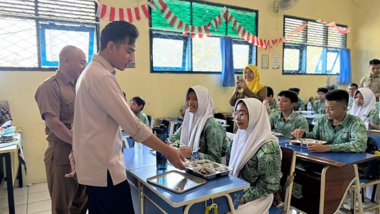Gibran Tinjau Langsung Program Makan Gratis di Sekolah, Efektifkah Tingkatkan Motivasi Belajar?
