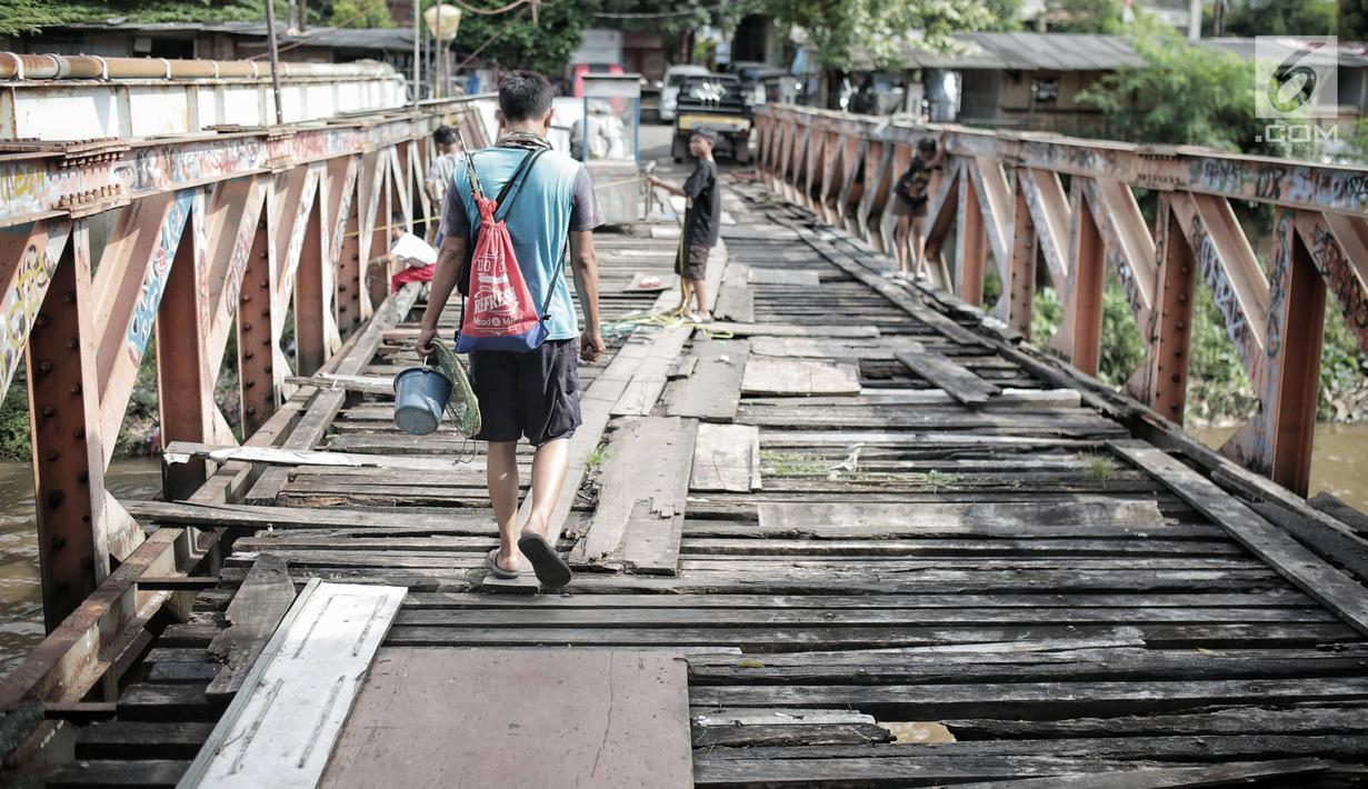  FOTO  Menengok Jembatan  di Tanah Abang yang Mengerikan 