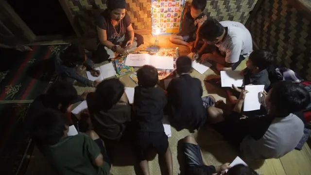 Suasana belajar di kelas baca baduy.